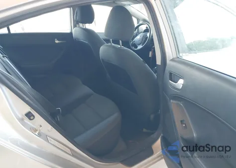 2018 Kia Forte Lx from USA, damaged, VIN 3KPFL4A76JE268760